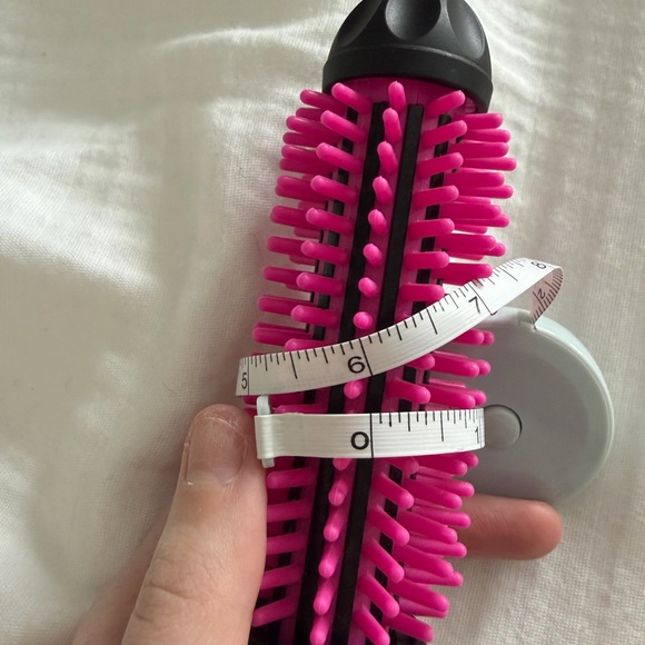 Revlon Heated Silicone Brush - Picture 4 of 8